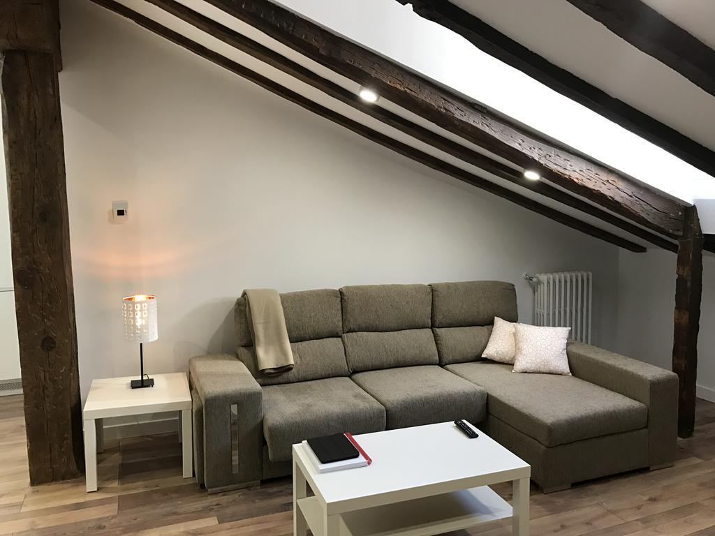 Airva: Apartamento Teresa Gil Valladolid Exteriör bild